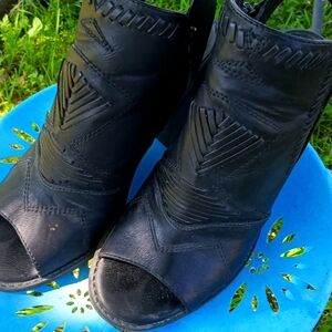 David Aaron ladies dress shoes